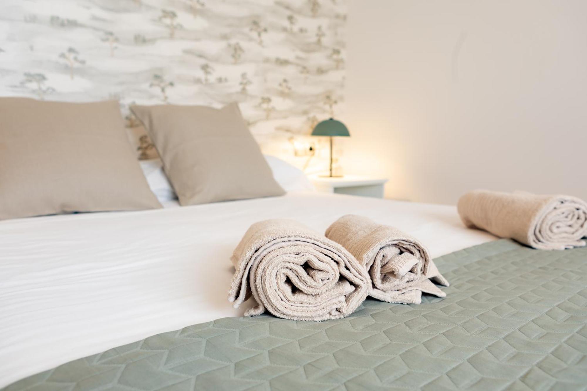 Teatro Suites Málaga CITY FLAT Esterno foto